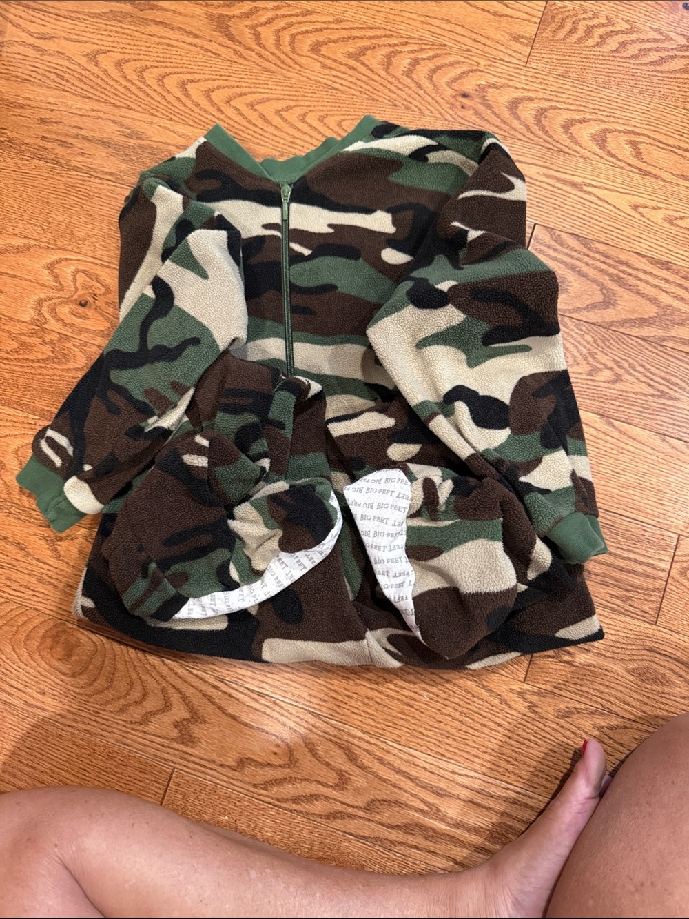 Camo Zip-Front Kids Fleece Jacket - Green Camo- One piece with feet size 10/12
